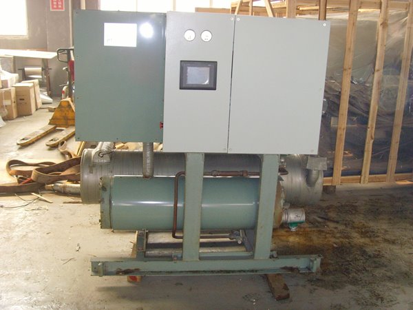 四更镇酒店中央空调不停机清洗方法介绍